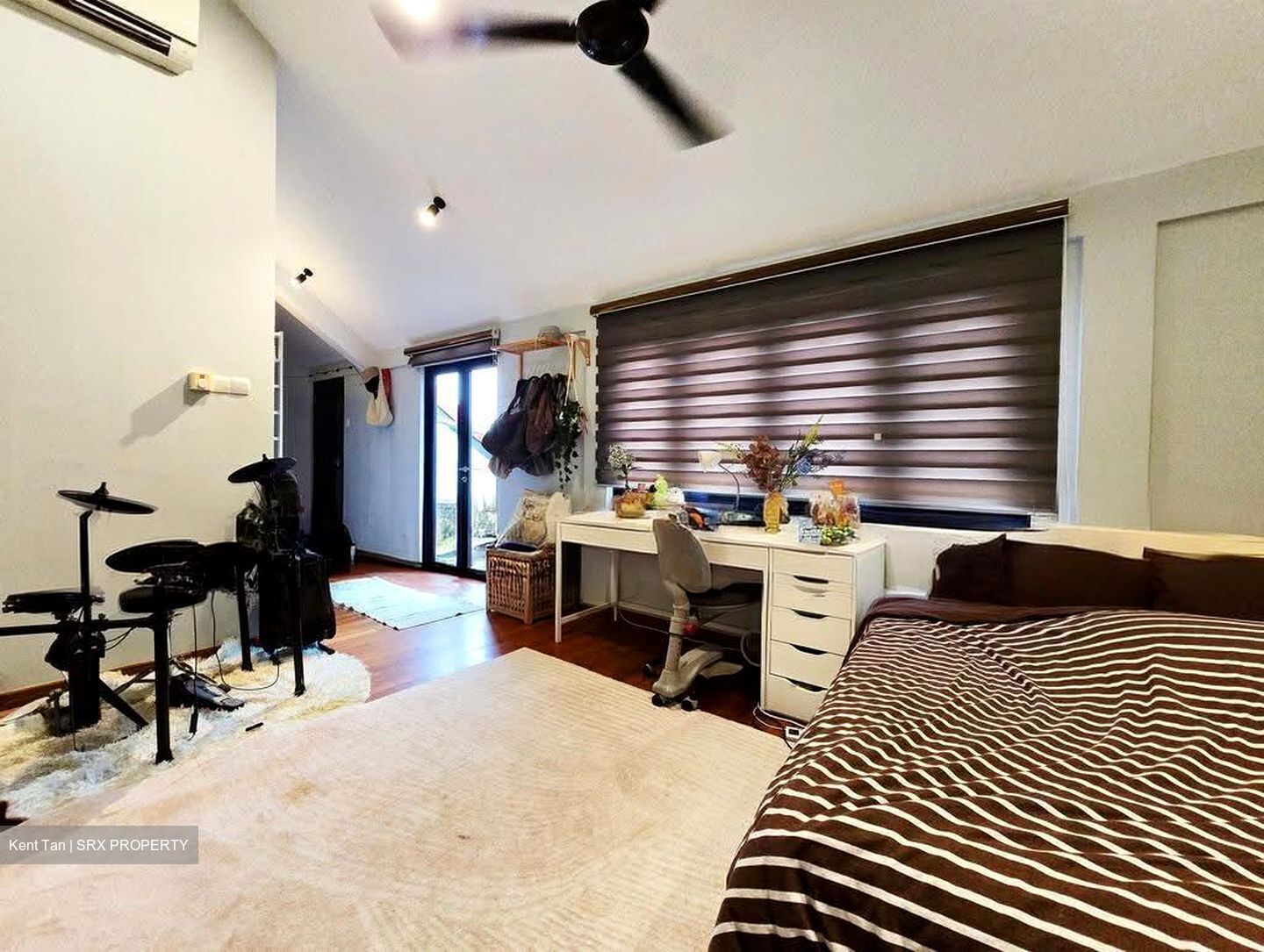 Golden Hill Estate (D19), Semi-Detached #622356651